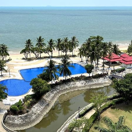 Sunshine Beach Condotel By Lux Na Chom Thian Exterior foto